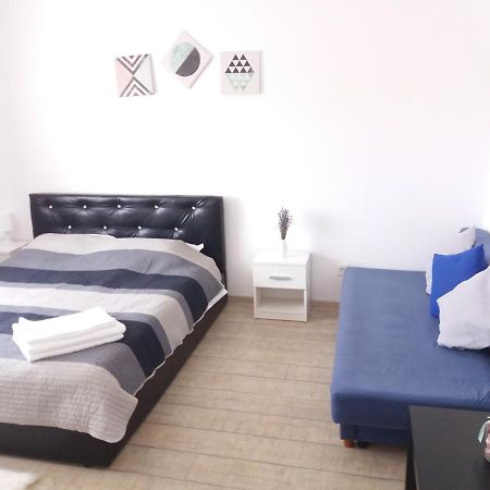 شقة Cazare Apartament Rasnov المظهر الخارجي الصورة