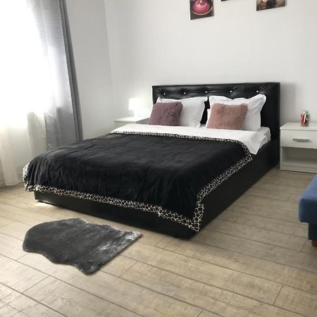شقة Cazare Apartament Rasnov المظهر الخارجي الصورة