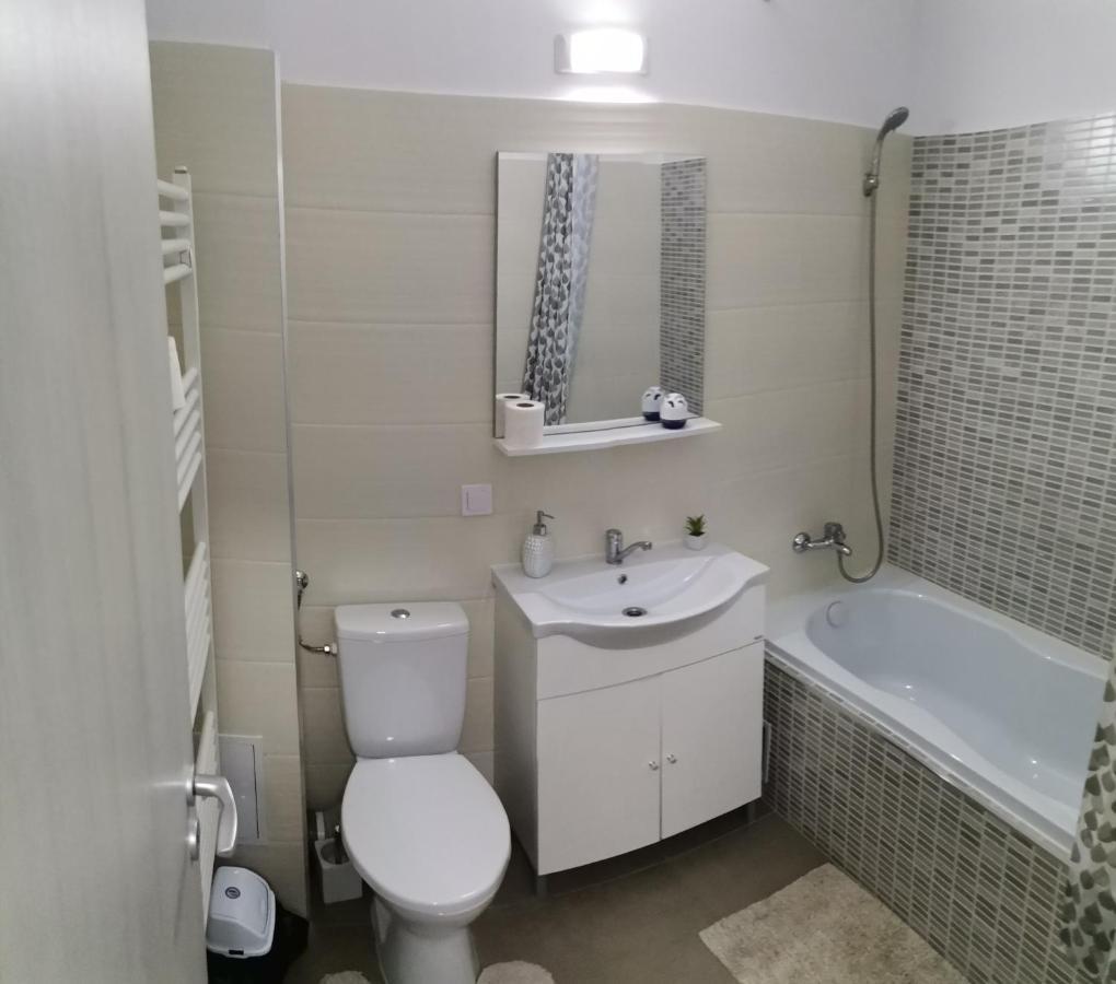 شقة Cazare Apartament Rasnov المظهر الخارجي الصورة